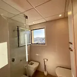 Exclusive Beachfront - Pool - Paddle - Tenis - Wifi - Aircon *