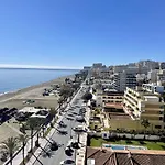 Exclusive Beachfront - Pool - Paddle - Tenis - Wifi - Aircon