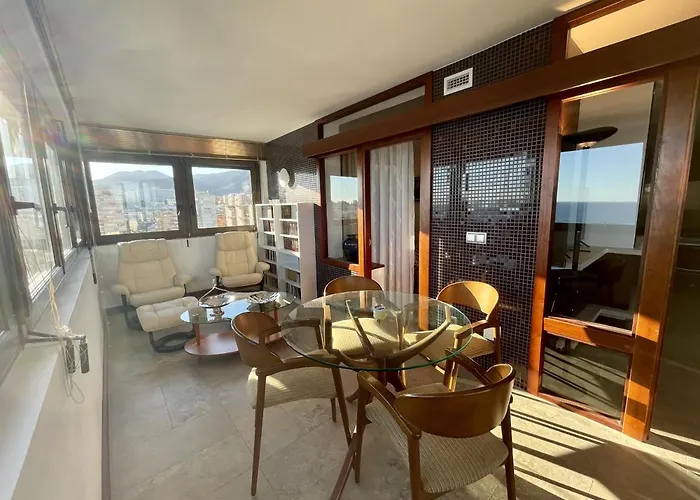 Apartment Exclusive Beachfront - Pool - Paddle - Tenis - Wifi - Aircon Torremolinos