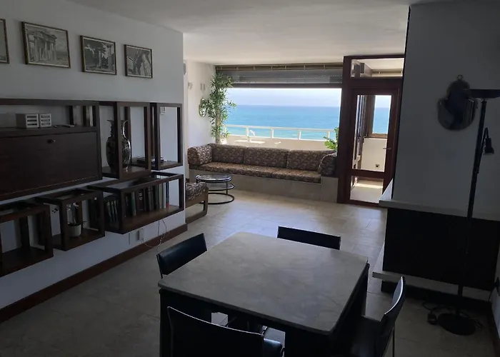 Apartment Exclusive Beachfront - Pool - Paddle - Tenis - Wifi - Aircon *