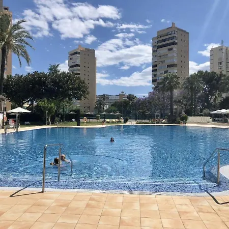 Exclusive Beachfront - Pool - Paddle - Tenis - Wifi - Aircon Apartment